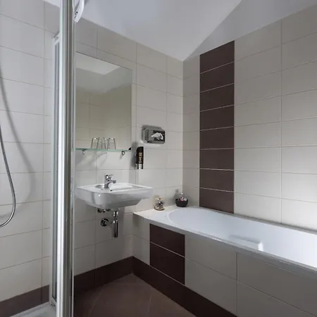 Hotel Praded Thamm Zlaté Hory Extérieur photo